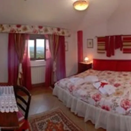 Casa Mazzoni Hotel *
